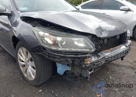 2015 Honda Accord Ex-L V-6 z USA, uszkodzony, nr VIN 1HGCR3F83FA011211